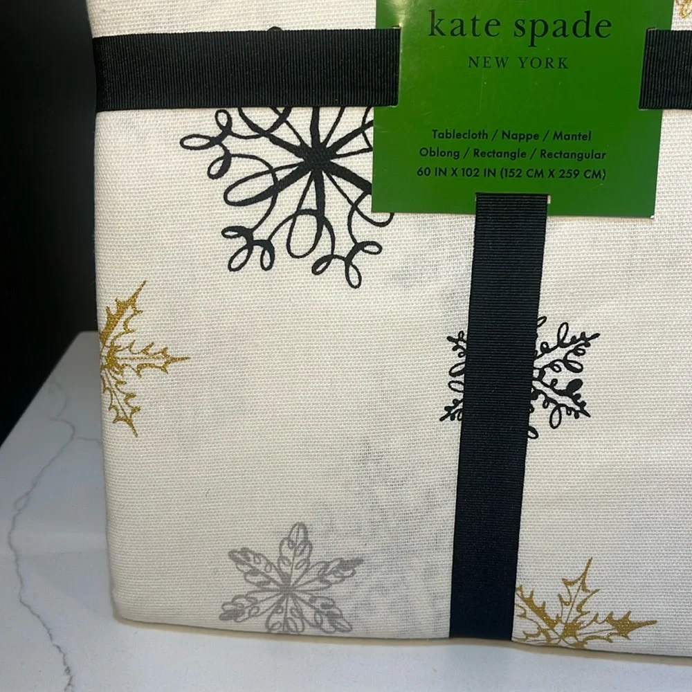 Kate Spade Snowflake Tablecloth 60 x 102 White w/ Black & Gold/Silver Cotton NWT